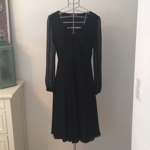 Beautiful Burberry midi length dress
